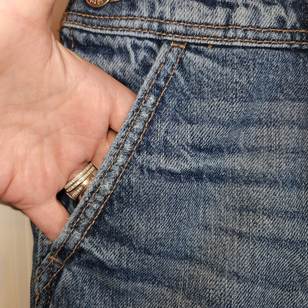 American Eagle Baggy Overall Short Size XS Frayed Hem Side Button Closures Denim - Picture 6 of 15